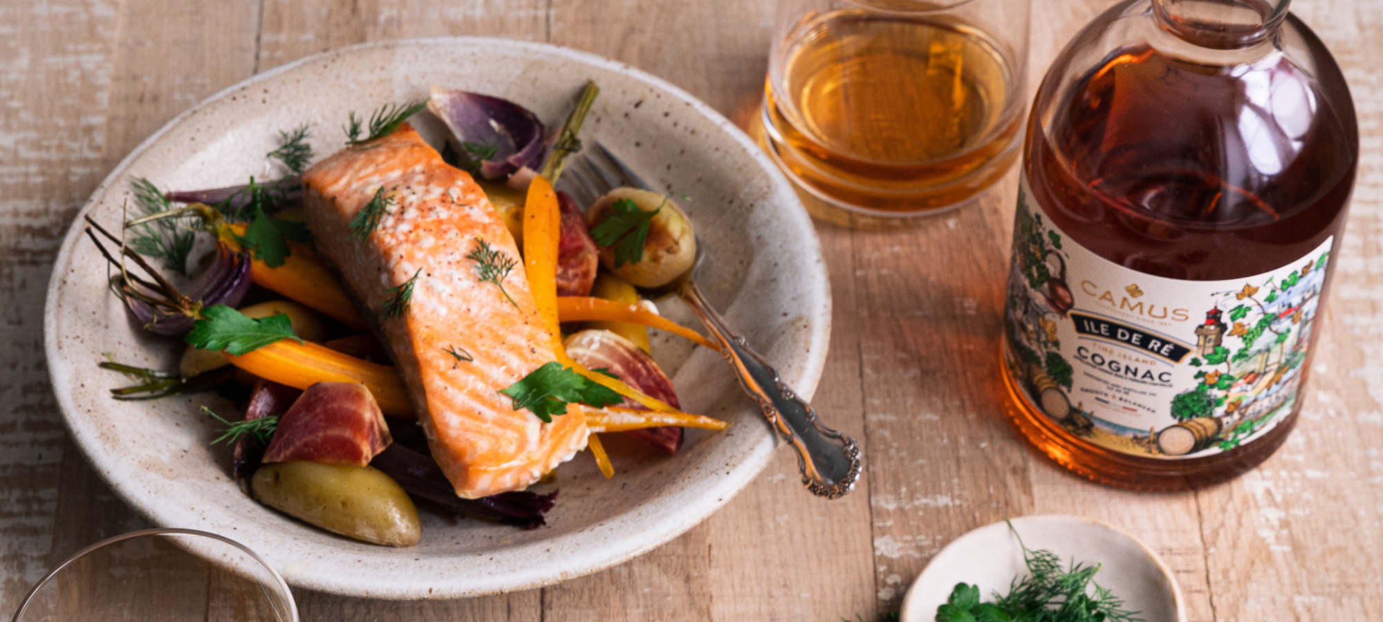 Saumon à l’orange et légumes racines rôtis & cognac Camus Ile de Ré