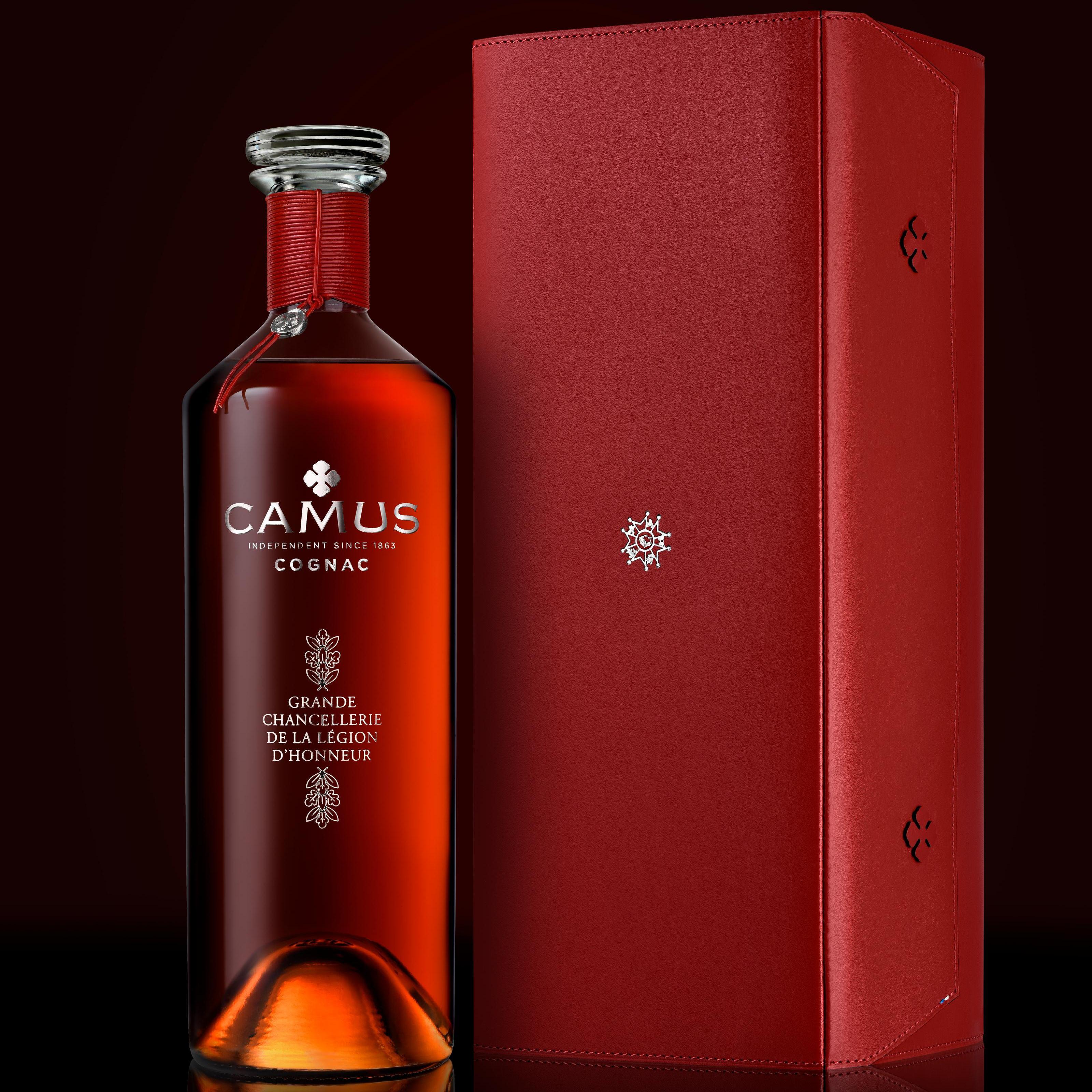 COGNAC CAMUS LÉGION D'HONNEUR COFFRET GRAND PRESTIGE CUIR (70cl / 40%)