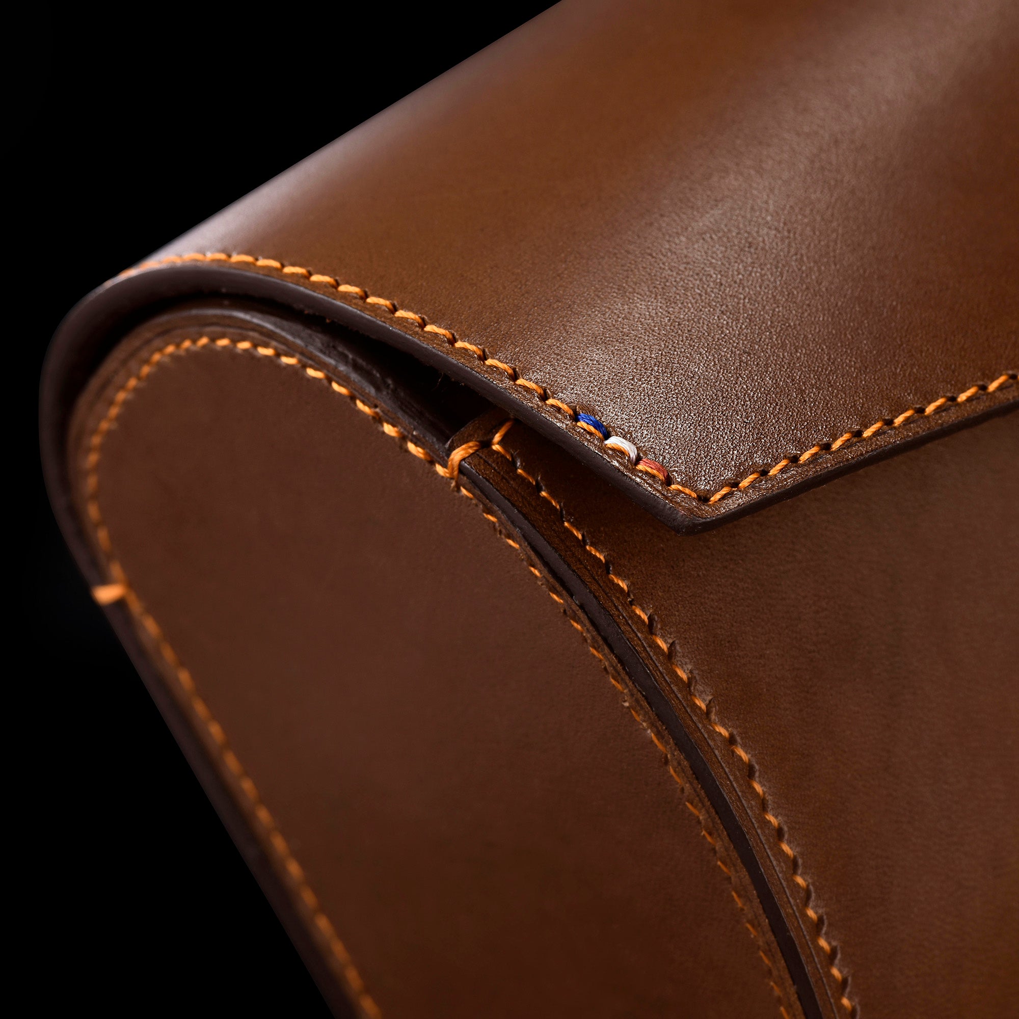 CAMUS COGNAC ÉTUI EN CUIR - CAMUS COGNAC