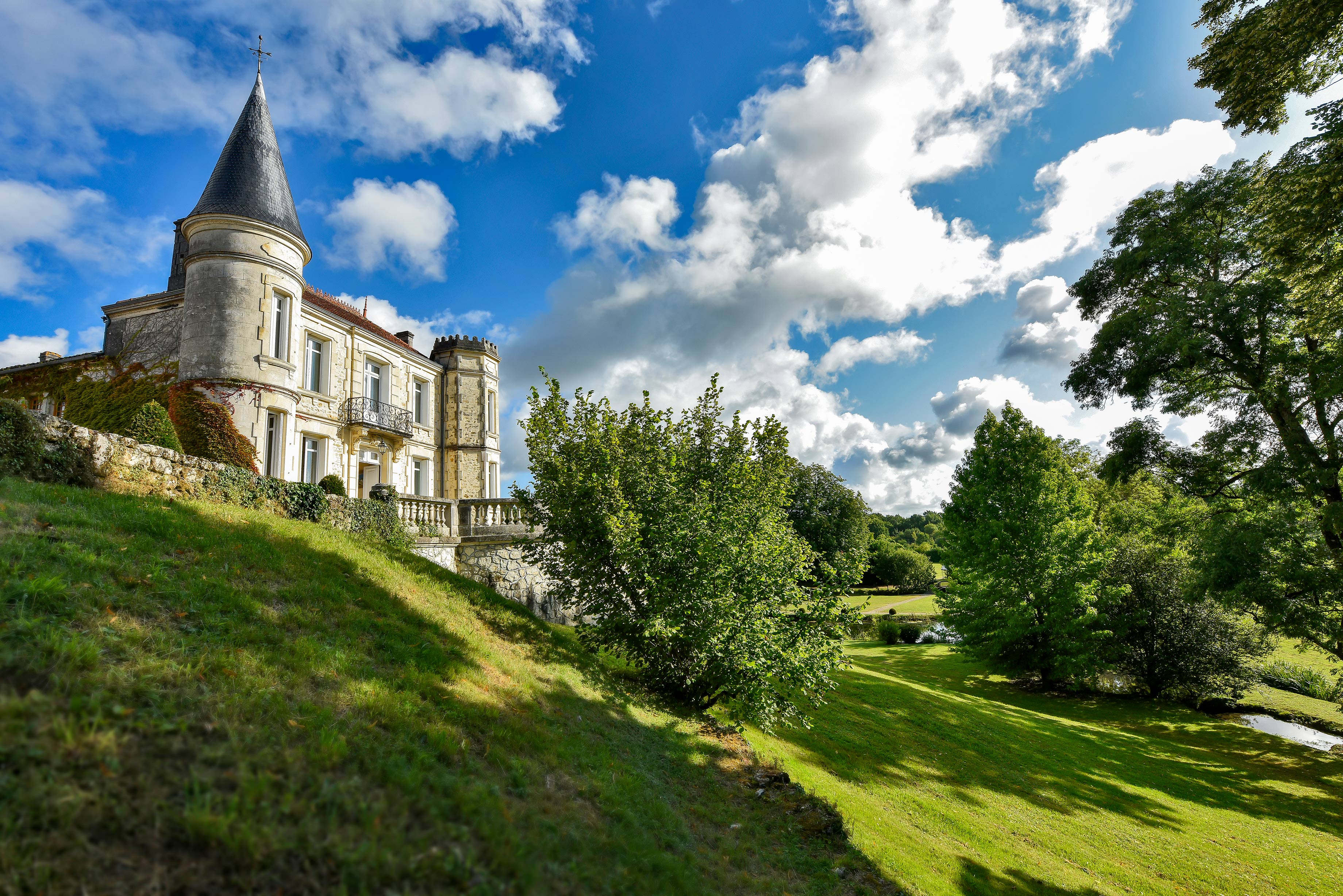 Behind the scenes - Château du Plessis - CAMUS COGNAC
