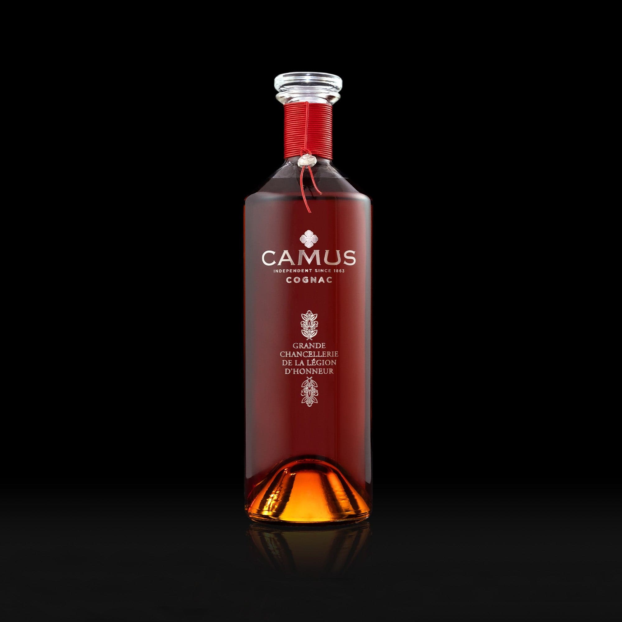 COGNAC CAMUS LÉGION D'HONNEUR COFFRET RUBAN ROUGE - Précommande (70cl / 40%)