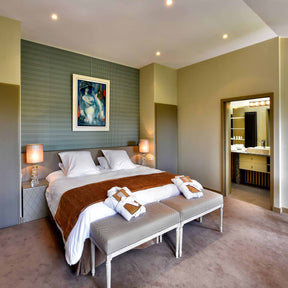 STAY AT THE CHATEAU DU PLESSIS - DISCOVERY - CAMUS COGNAC